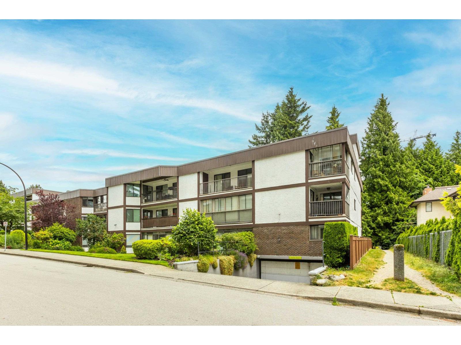1520 Vidal Street Unit 212, White Rock, BC V4B 3T7
