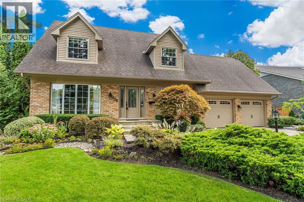 158 Broad Leaf Cres, Hamilton, ON L9G 3M4