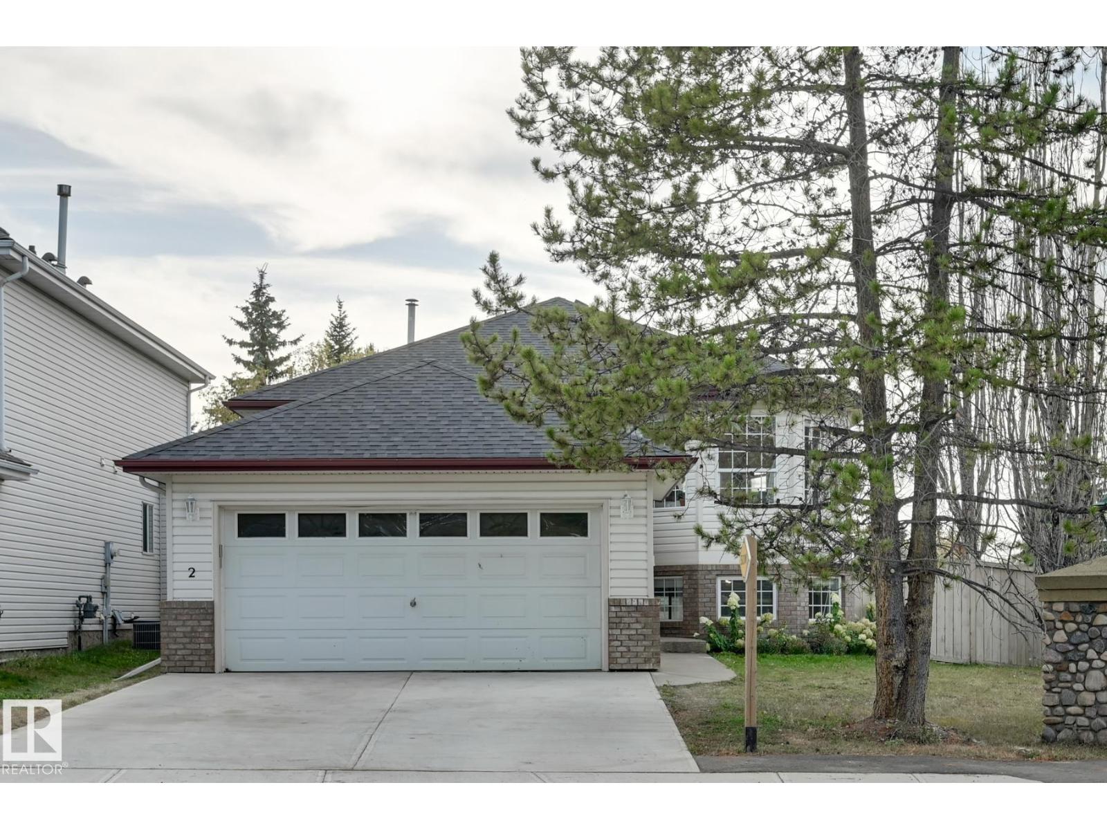 2 Westwood Way, Fort Saskatchewan, AB T8L 4G4