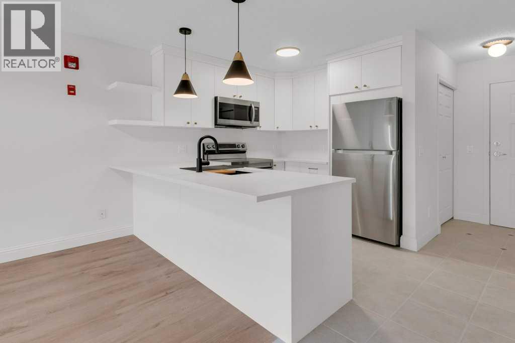 30 Richard Court Sw Unit 140, Calgary, AB T3E 7N9