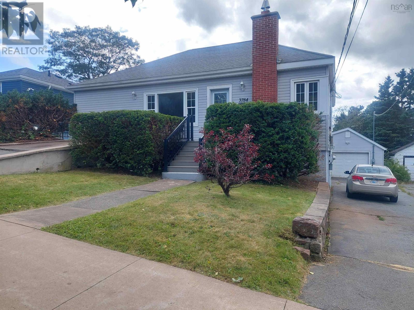 378684 High St, Halifax, NS B3K 4Y9