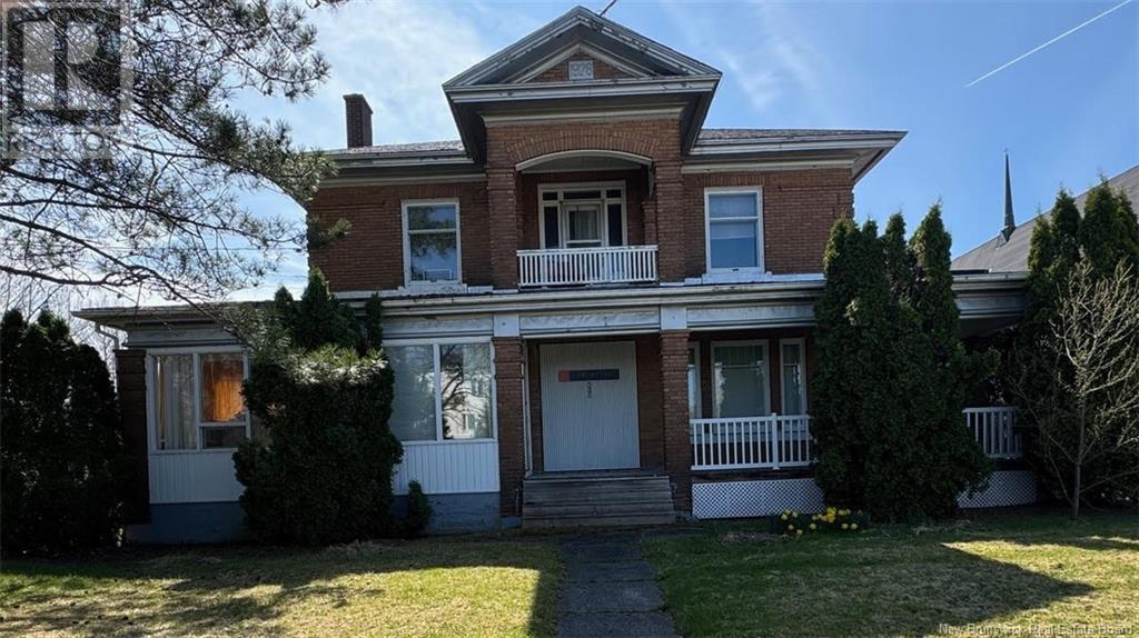 672 Principale St, Saint-Léonard, NB E7E 2H6