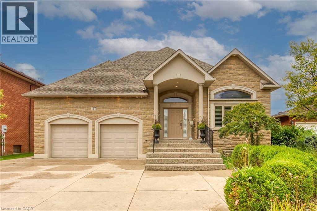 117 Christopher Dr, Hamilton, ON L9B 1G6