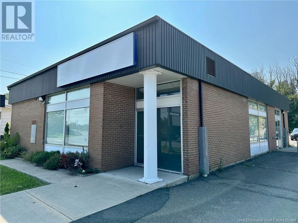199 Main St, Plaster Rock, NB E7G 2J8