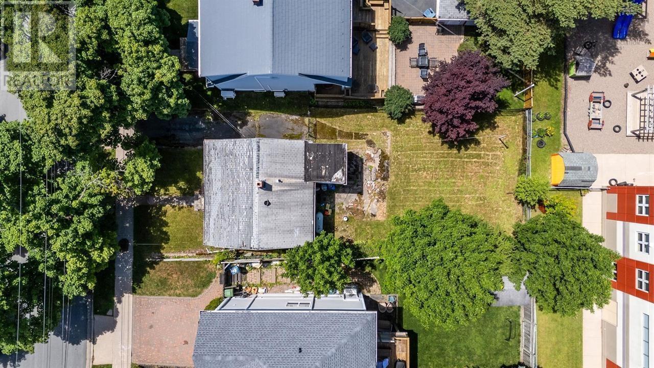 6519 Chester Ave, Halifax, NS B3L 2P5