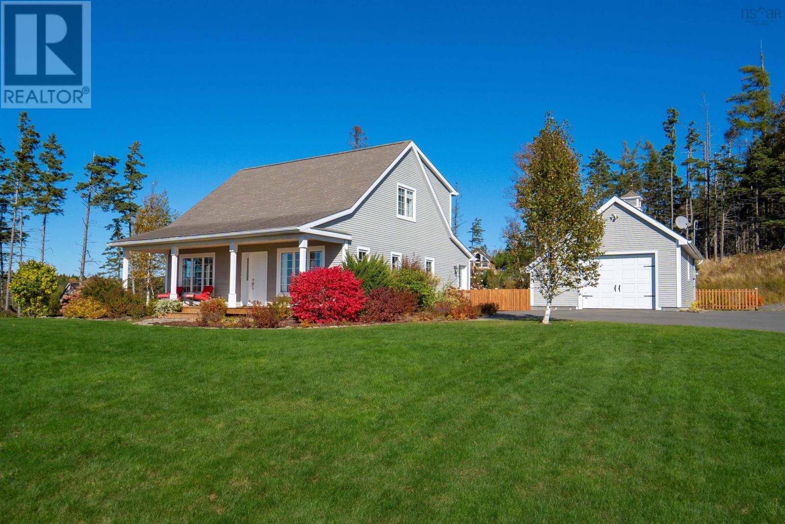893 Two Islands Rd, Parrsboro, NS B0M 1S0