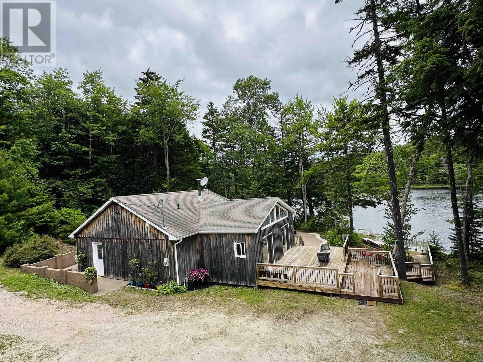 68 Village Path Rd, Windsor, NS B0N 2T0