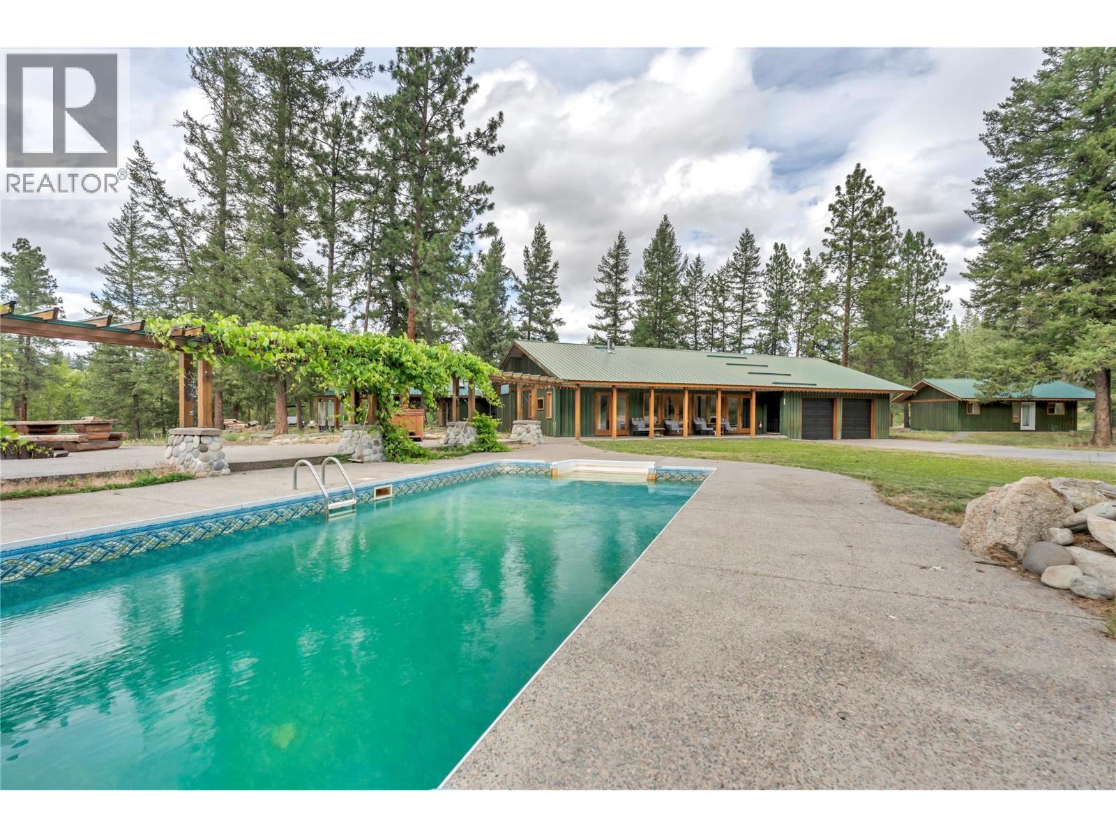 426 Old Copper Mtn Rd, Princeton, BC V0X 1W0