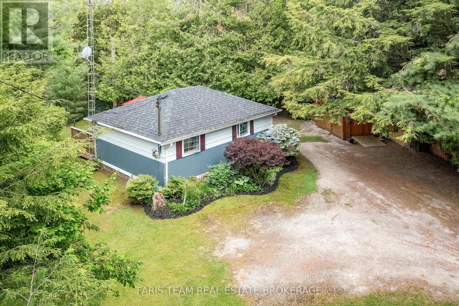 21 Stanley Rd, Kawartha Lakes, ON K0M 2T0