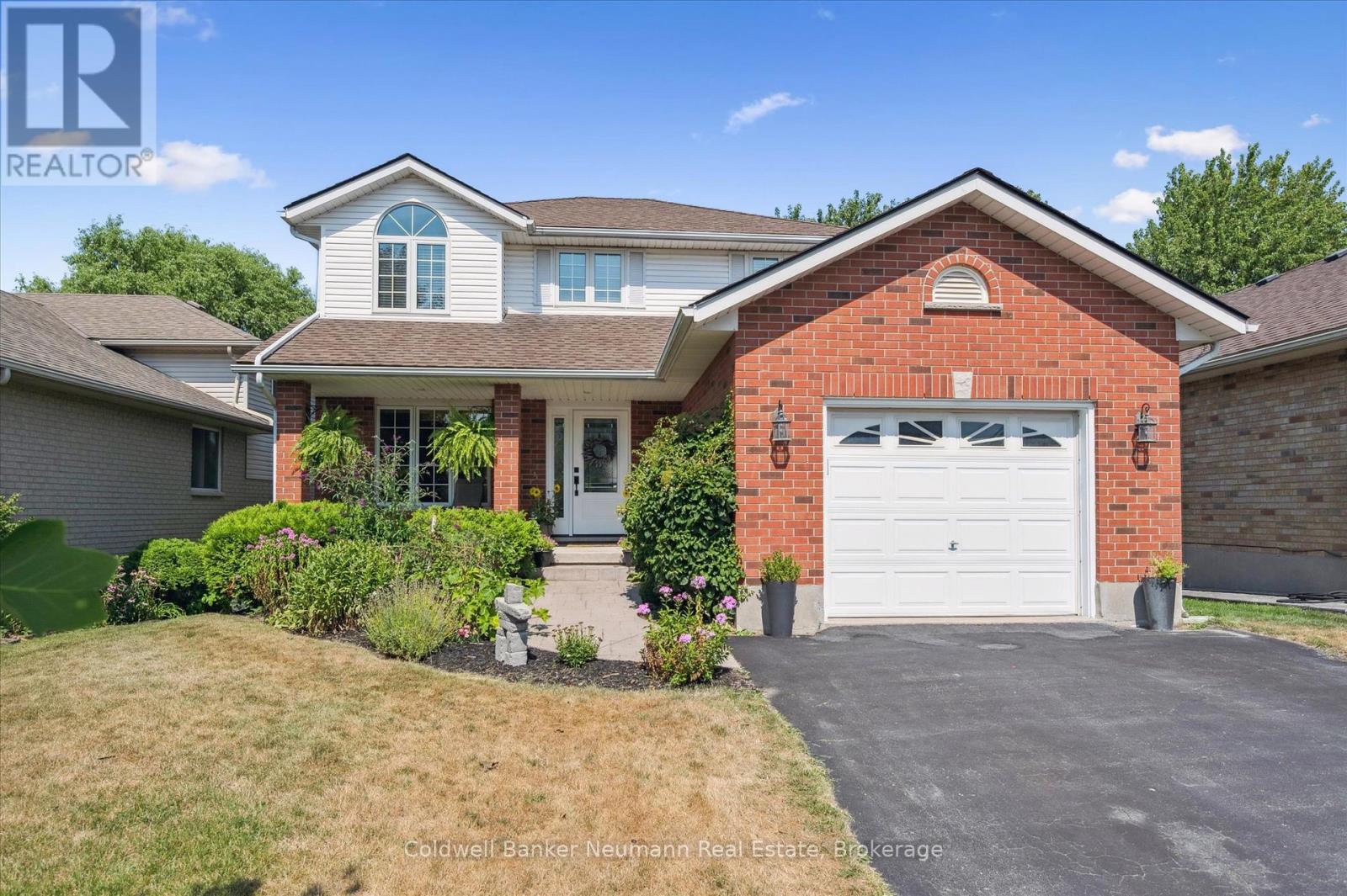 56 Hayward Cres, Guelph, ON N1G 5A3