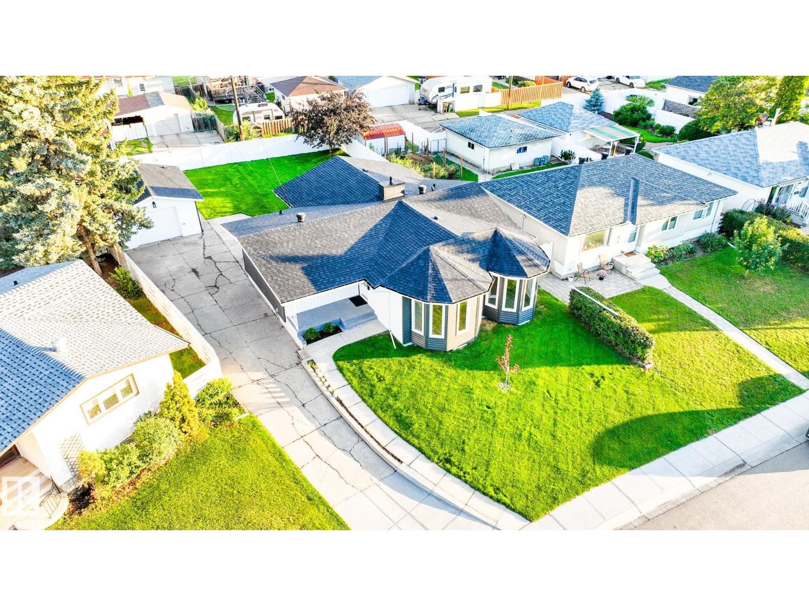 134 Av Nw Unit 10524, Edmonton, AB T5E 1J6