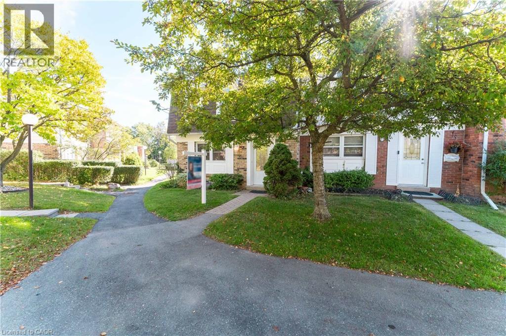 2252 Upper Middle Road Unit 6, Burlington, ON L7P 2Z9