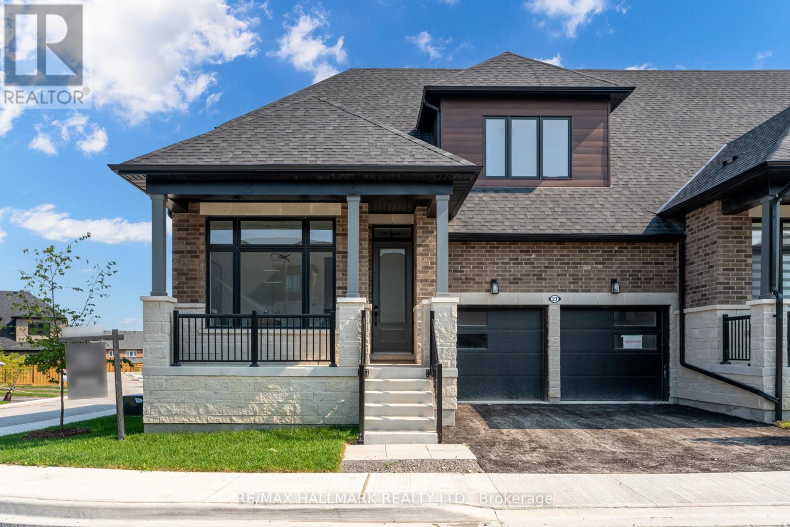 23 Vern Robertson Gate, Uxbridge, ON L9P 0A2