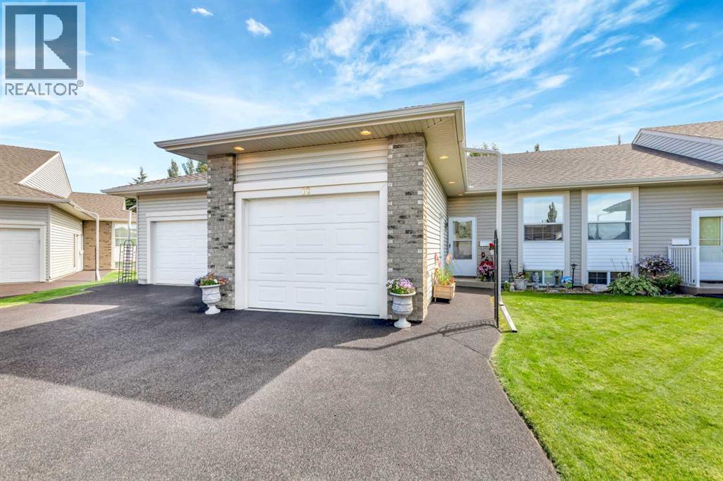 2115 52b Avenue Unit 12, Lloydminster, AB T9V 3G3