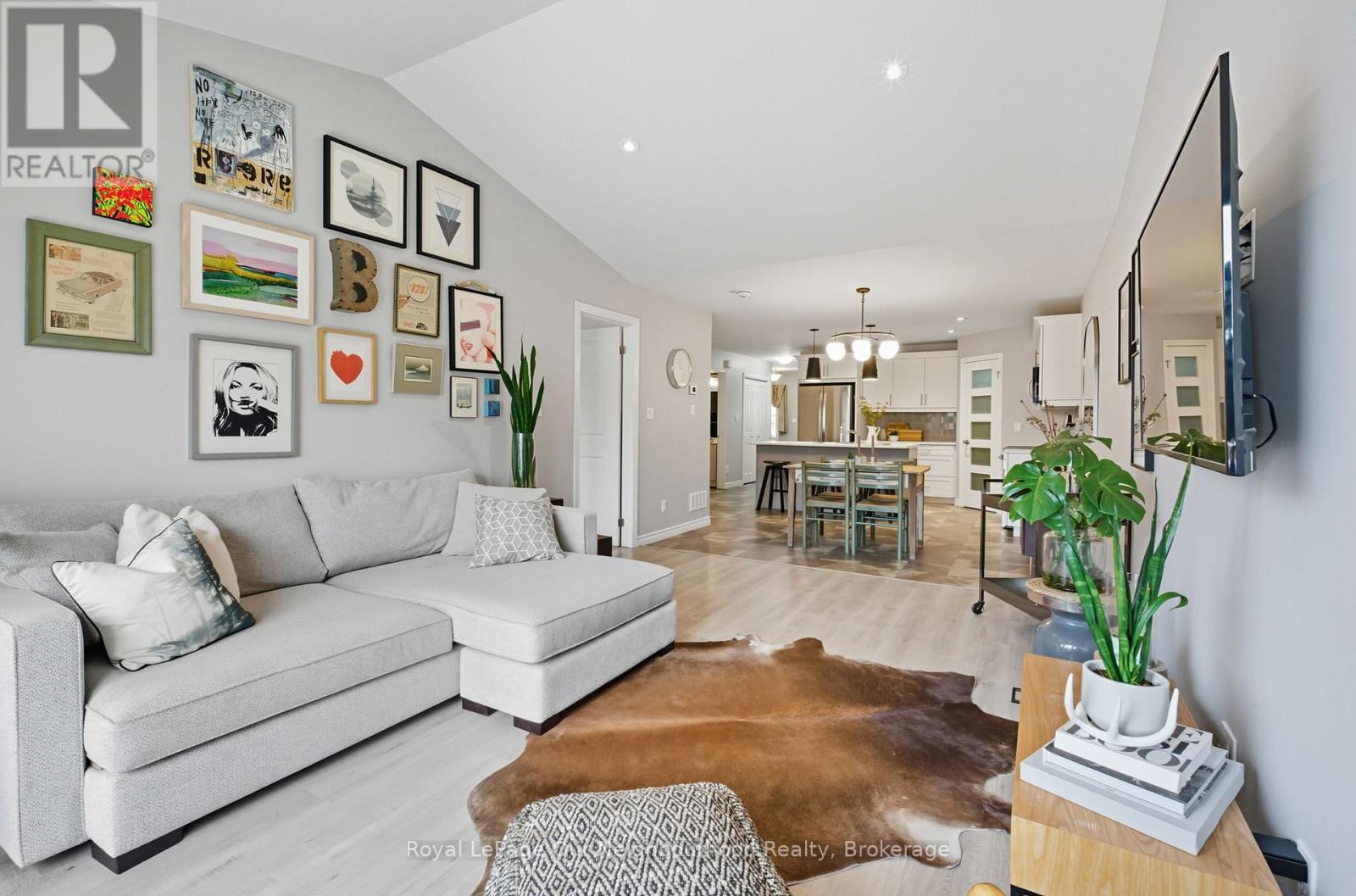 6 Mavis Way, Belleville, ON K8P 0G2