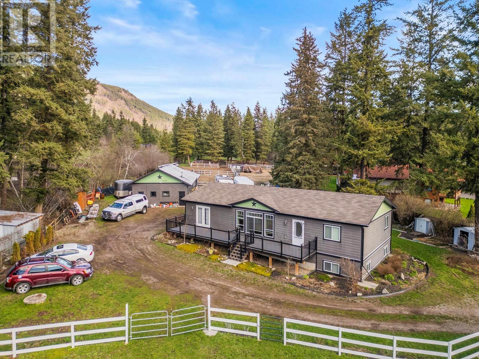 272 Lumbymabel Lake Rd, Lumby, BC V0E 2G5