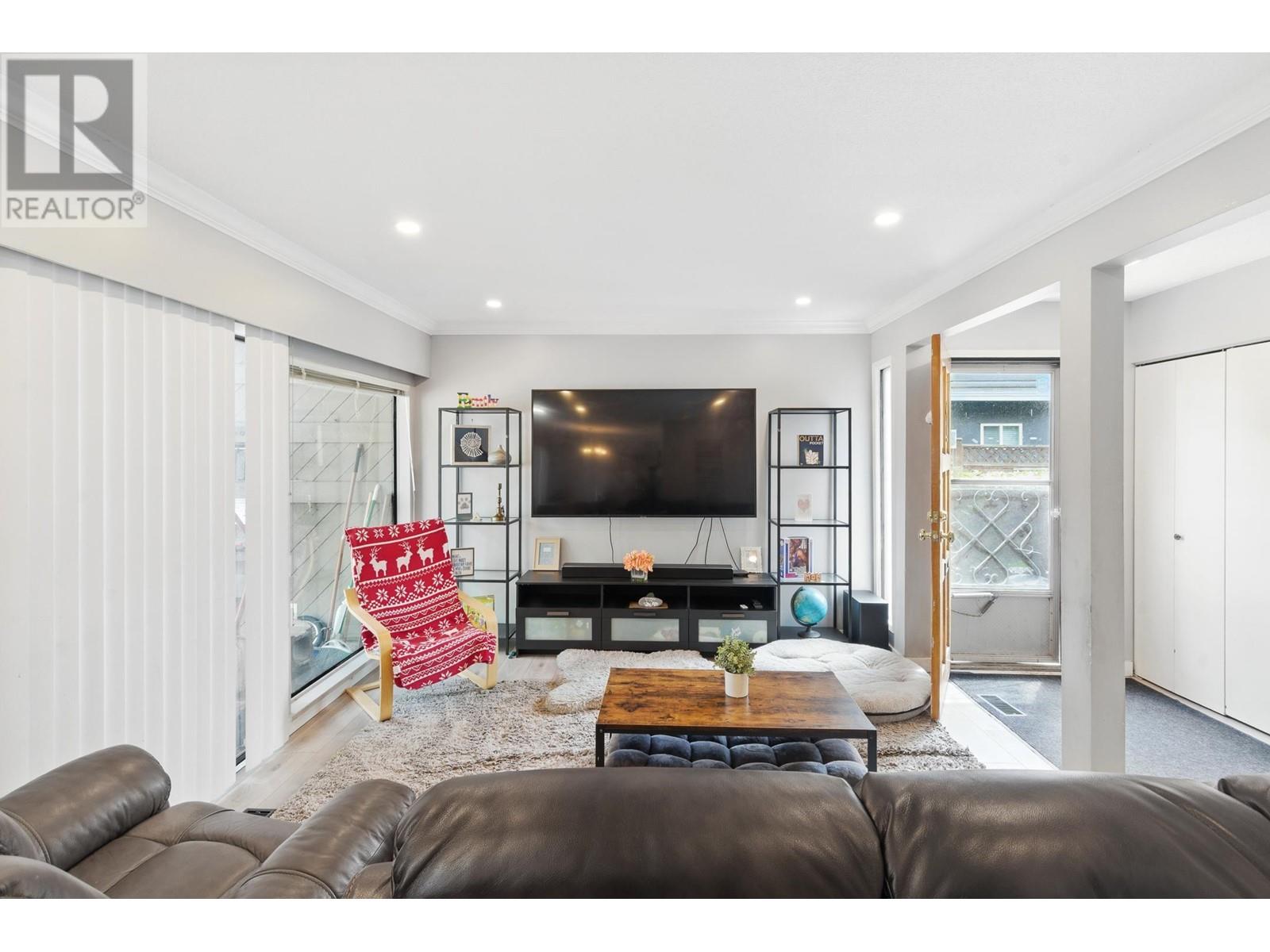 9460 Glenallan Drive Unit 46, Richmond, BC V7A 2S8