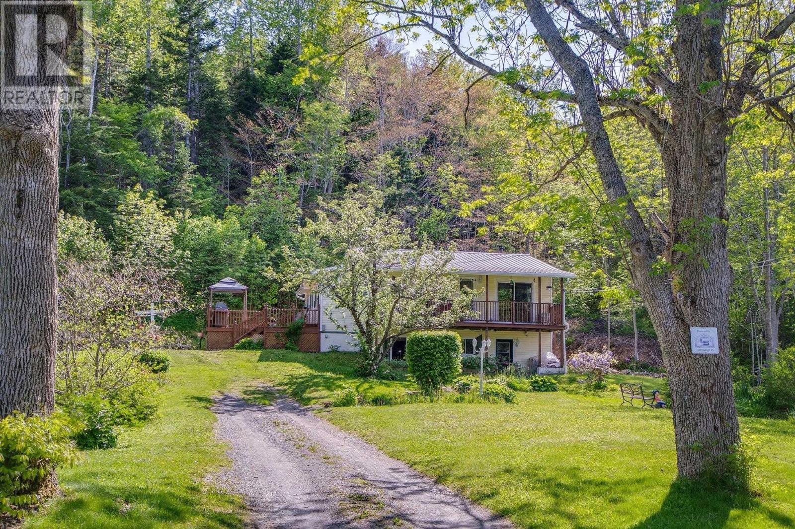 226 Clementsport Rd, Clementsport, NS B0S 1E0