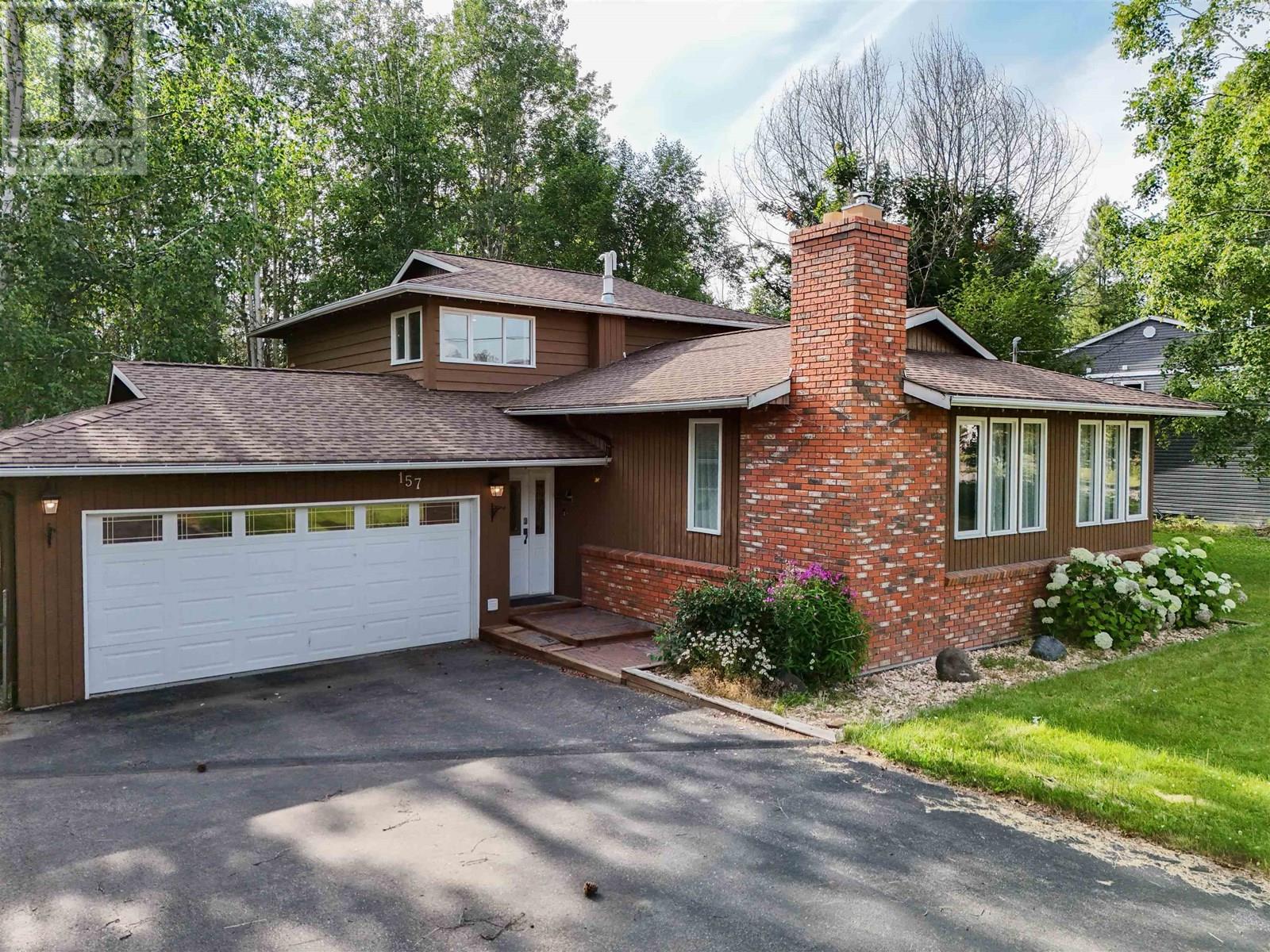 157 Thompson Rd, Quesnel, BC V2J 5B5