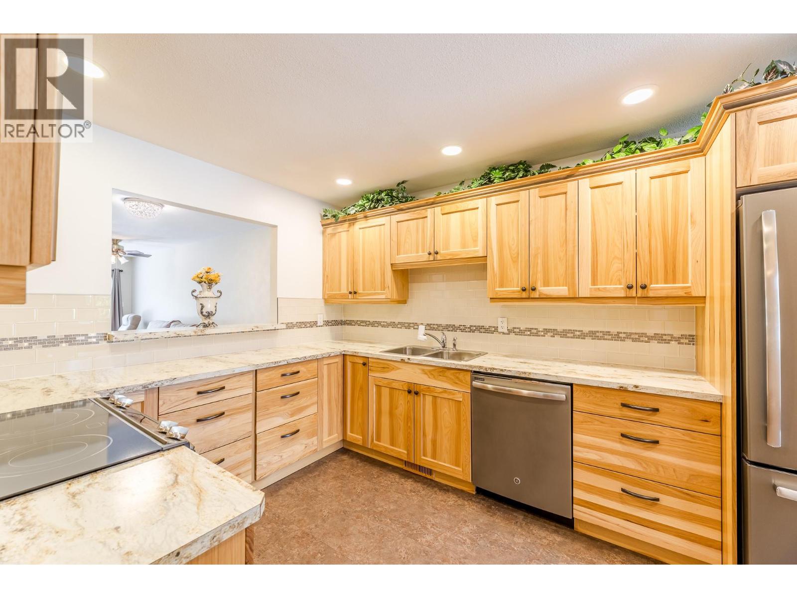 11121 Scott Street Unit 10, Summerland, BC V0H 1Z0