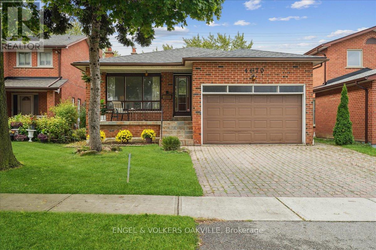 4170 Sunset Valley Ct, Mississauga, ON L4W 3L5