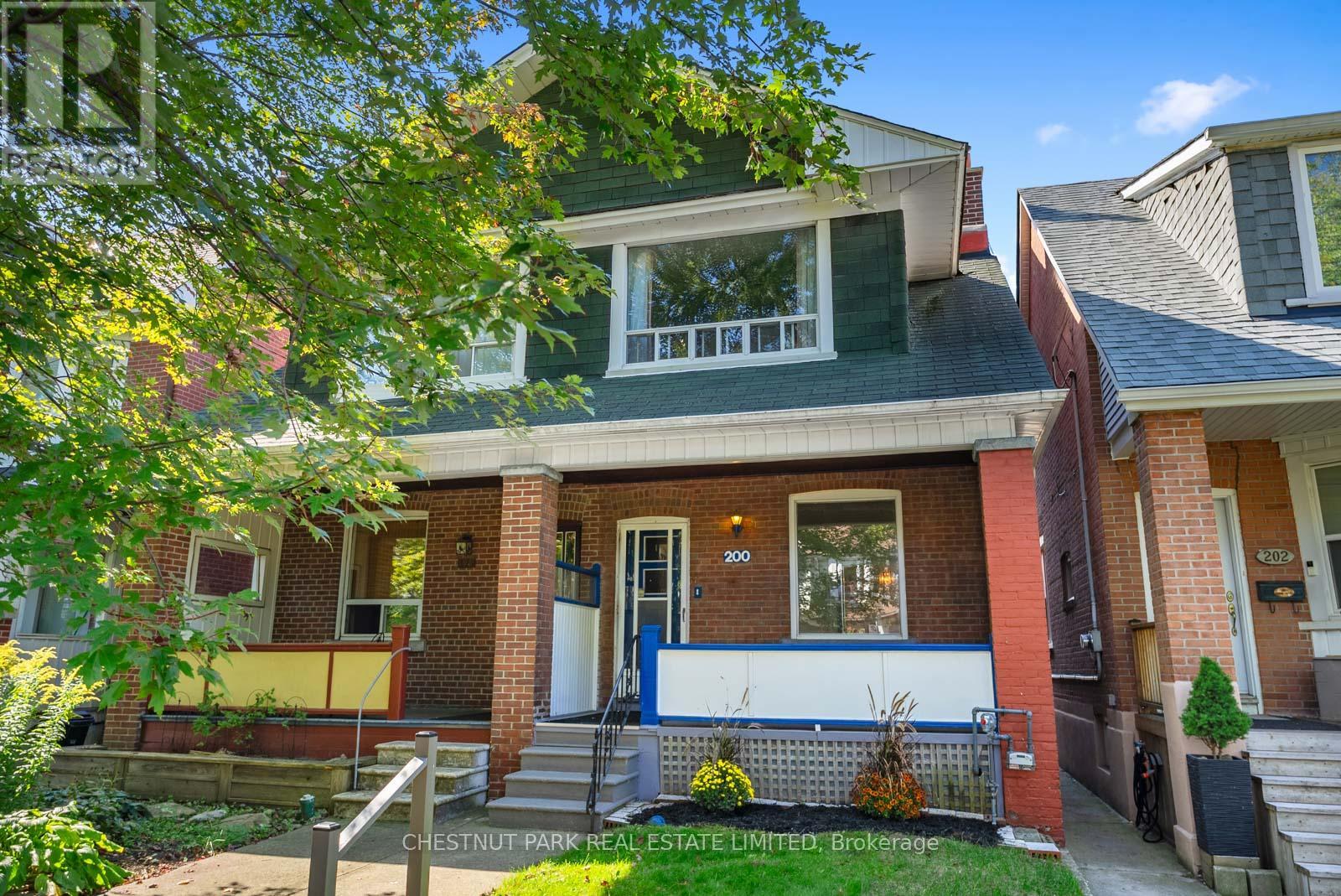 200 Gillard Ave, Toronto, ON M4J 4N8