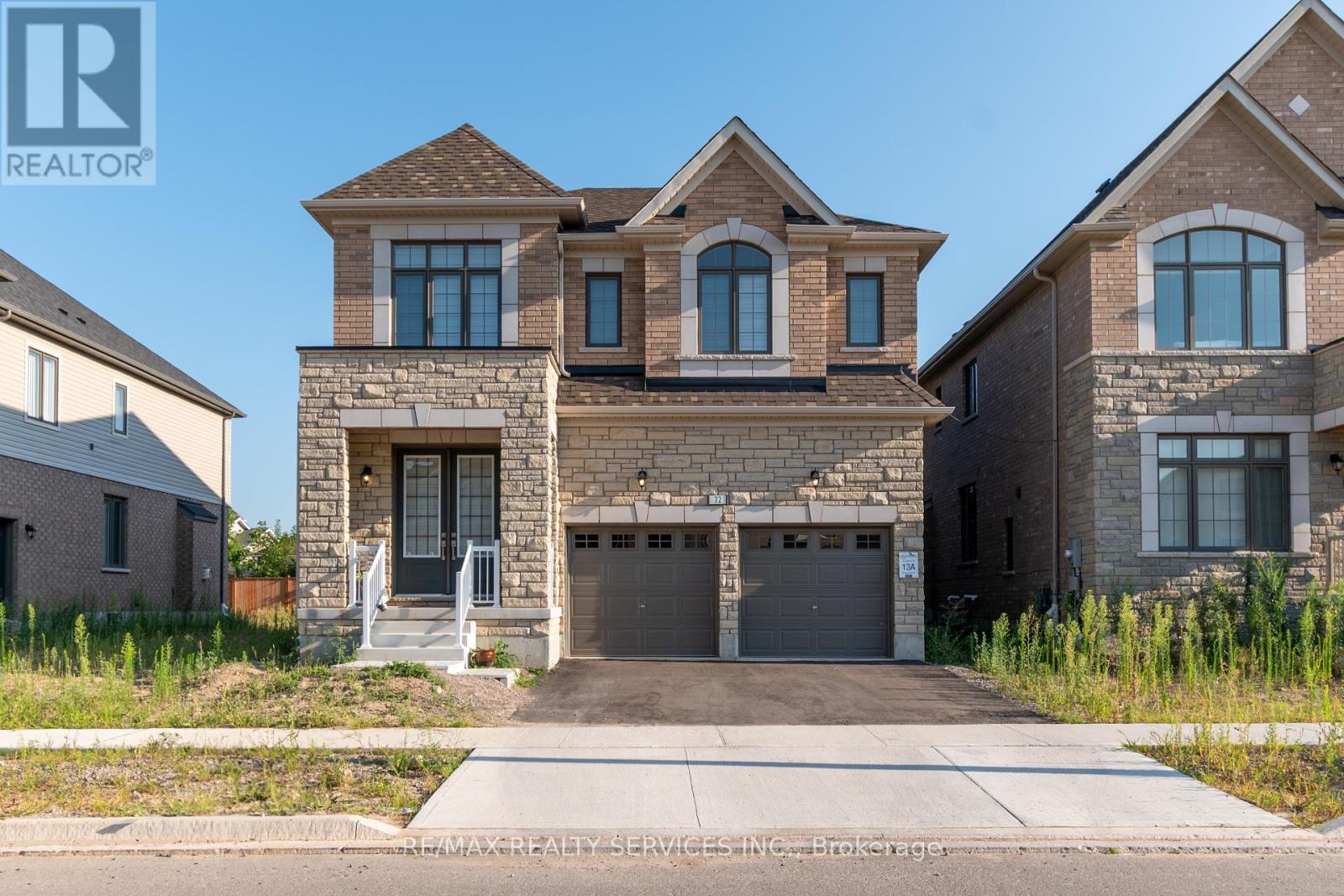 72 Paperbirch Dr, Cambridge, ON N1T 0G8