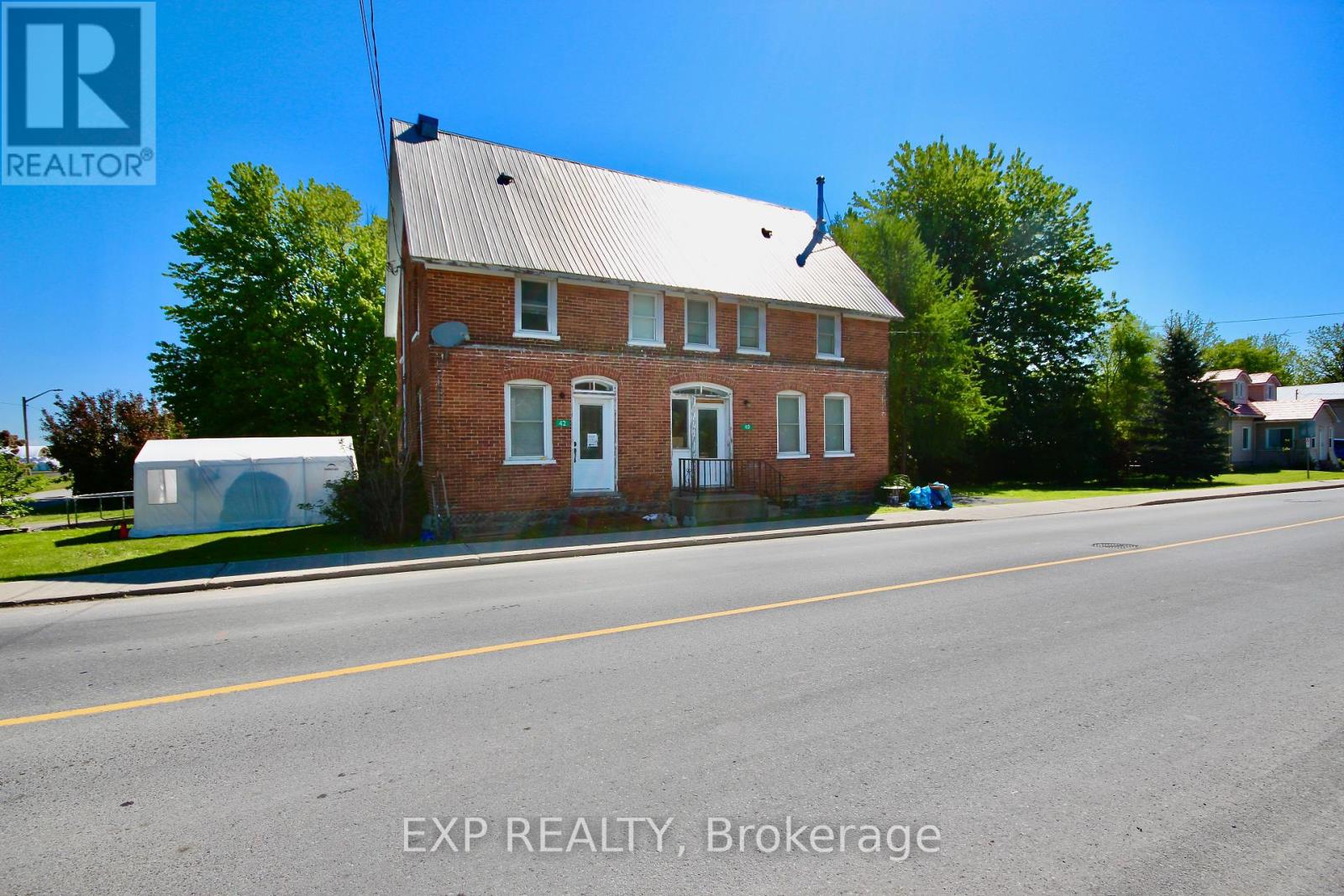 40 42 - 40 Main St, North Stormont, ON K0C 0B2