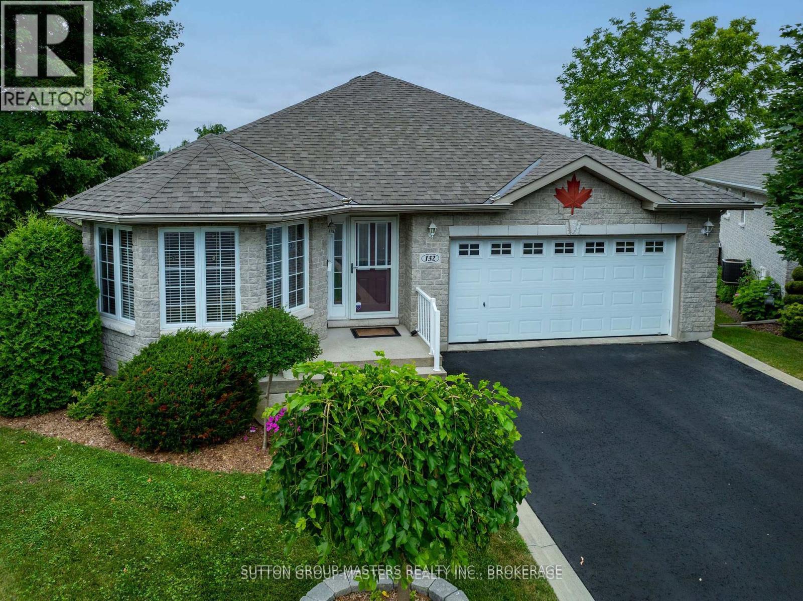 132 Farmstead Ct, Kingston, ON K7P 3H6