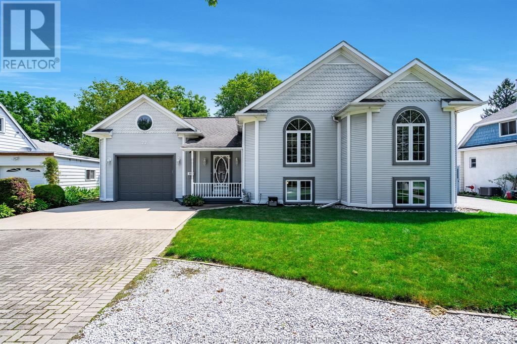 77 Hodgins St, Leamington, ON N8H 3N6