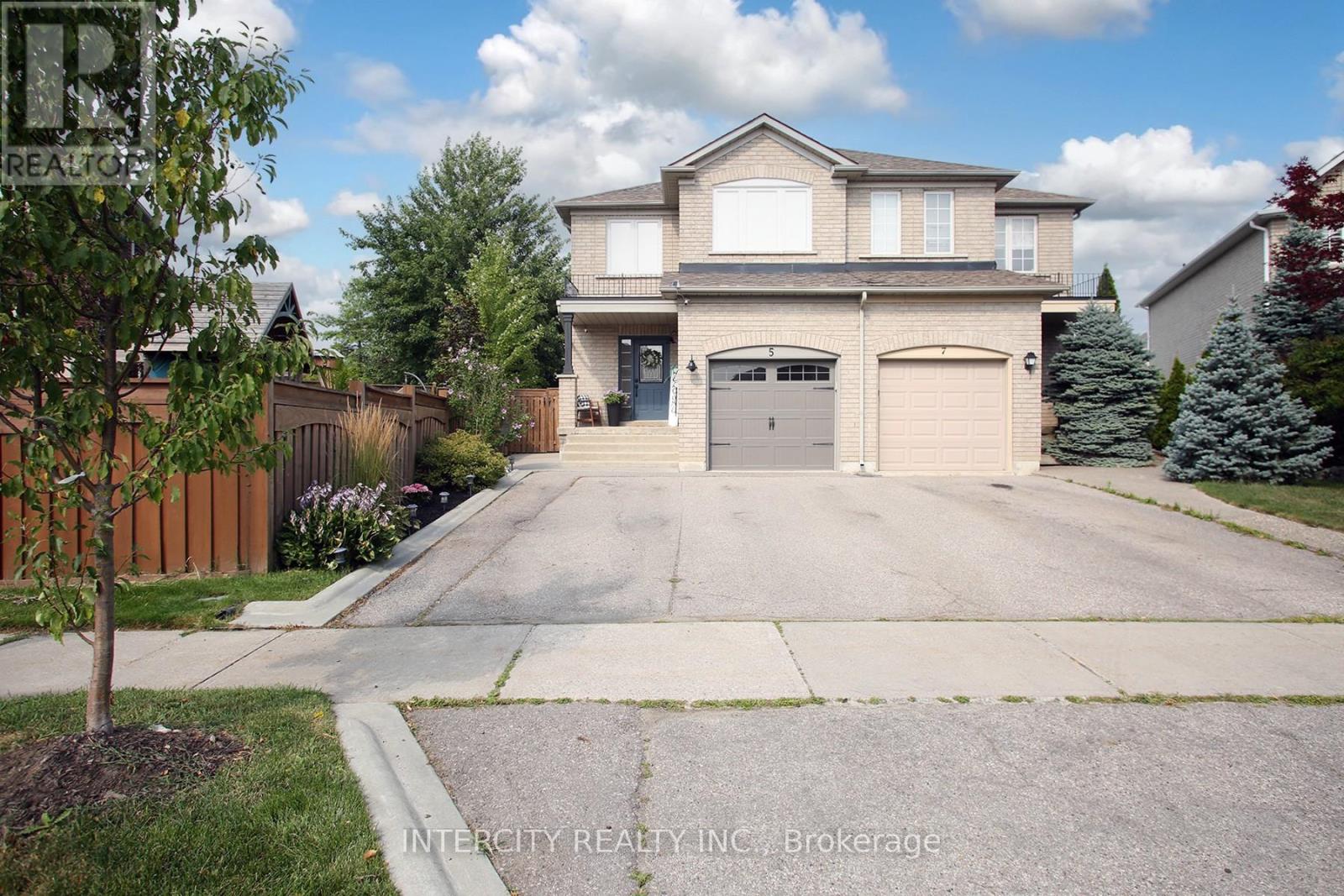 5 Humbershed Cres, Caledon, ON L7E 2X2