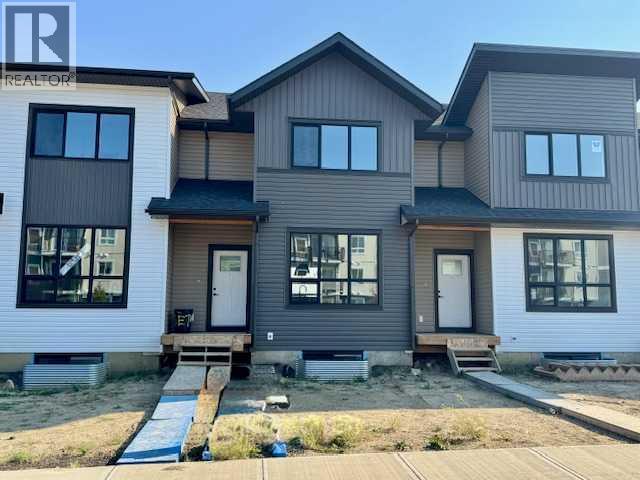 42 Irvin Way, Sylvan Lake, AB T4S 0W2