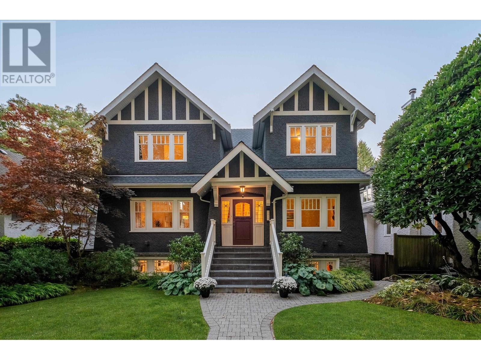 5611 Elm St, Vancouver, BC V6N 1A3