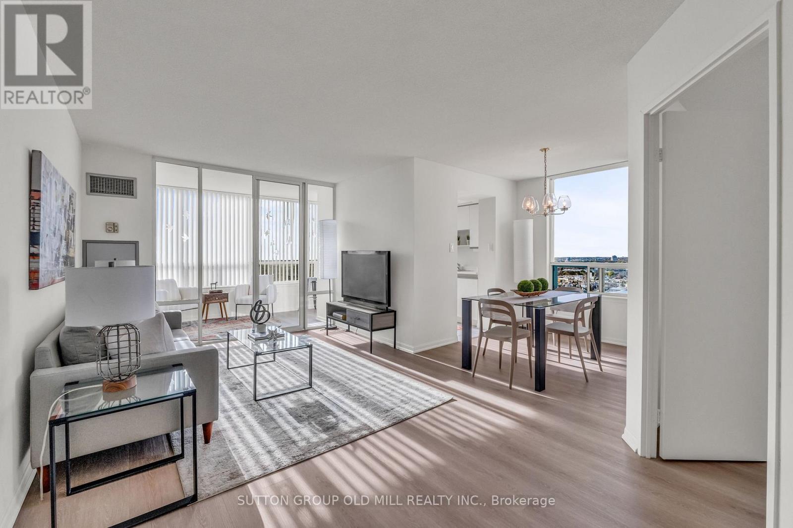 1505 550 Webb Dr, Mississauga, ON L5B 3Y4