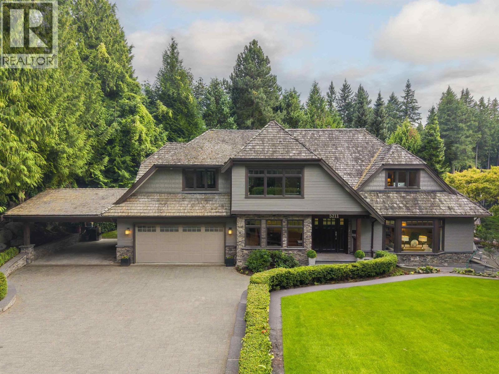 5211 Timberfeild Rd, West Vancouver, BC V7W 2Y5
