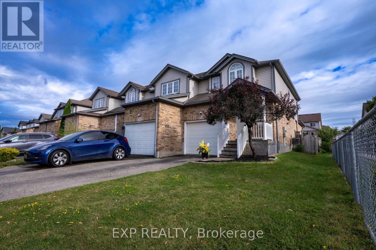 318 Activa Ave, Kitchener, ON N2E 3V1