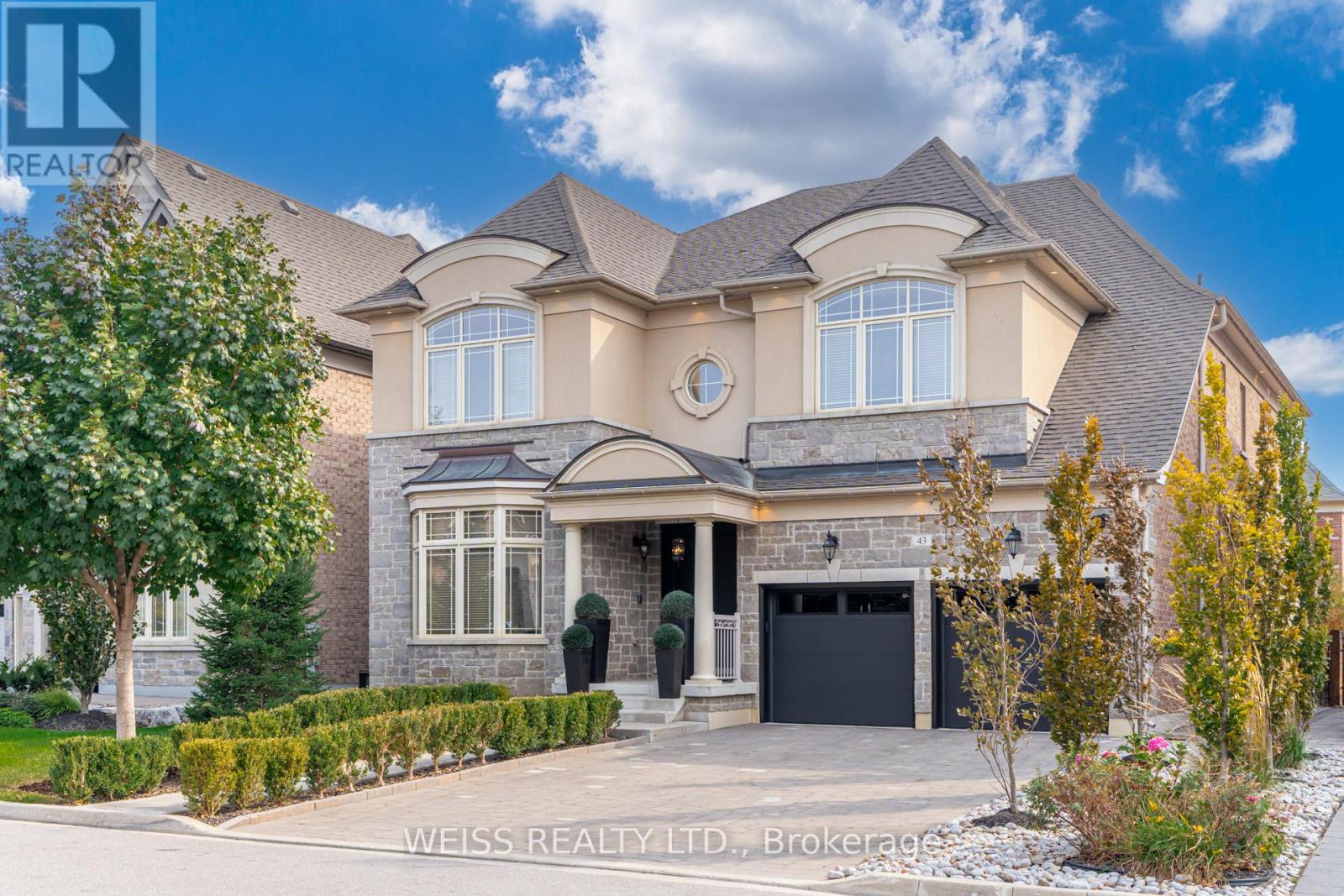 43 Chesney Cres, Vaughan, ON L0J 1C0