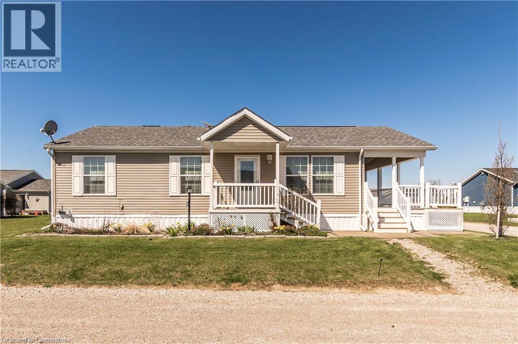 3 Copper Beech Dr, Nanticoke, ON N0A 1L0