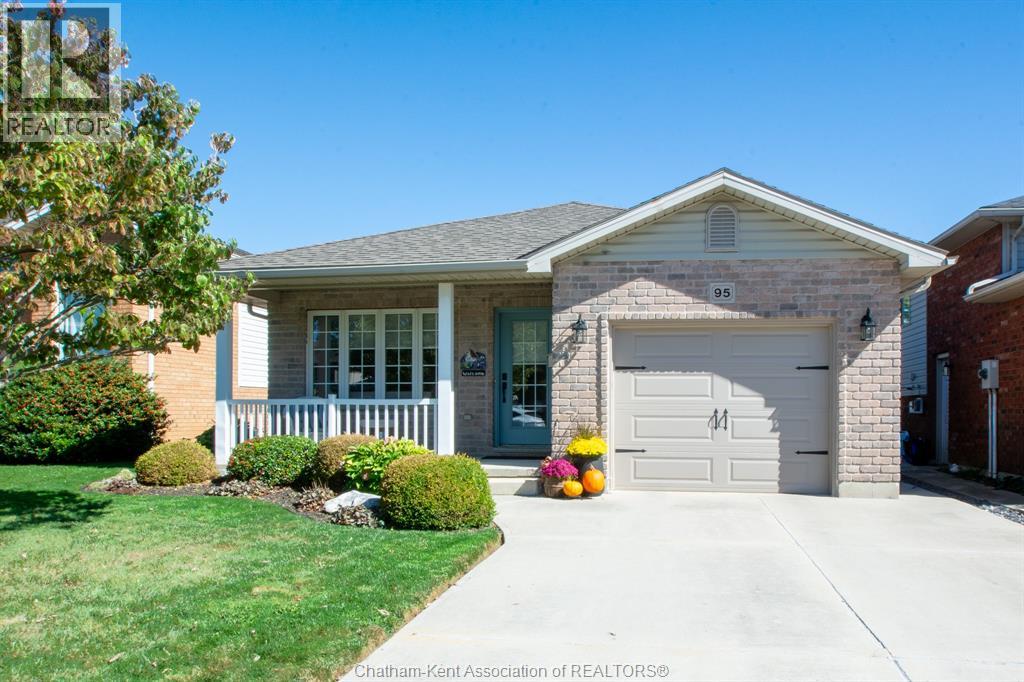 95 Taylor Trl, Chatham, ON N7L 5N2