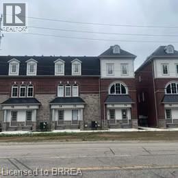 677 Park Road North Road Unit 16, Brantford, ON N3R 0C2