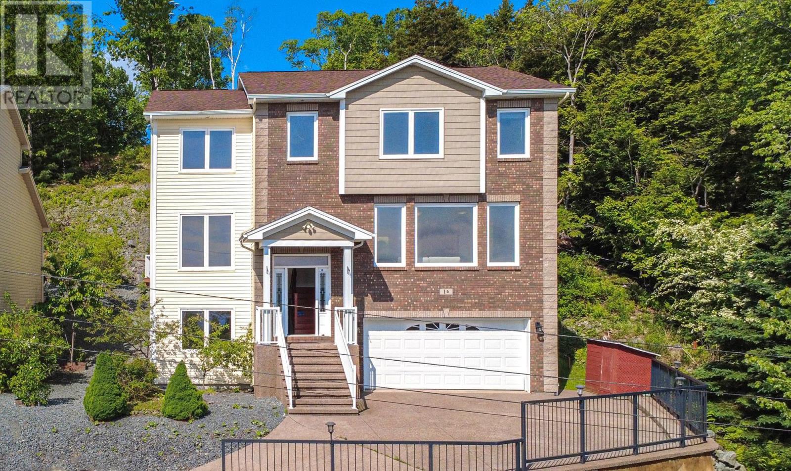 1 B Millview Ave, Bedford, NS B4A 1G6
