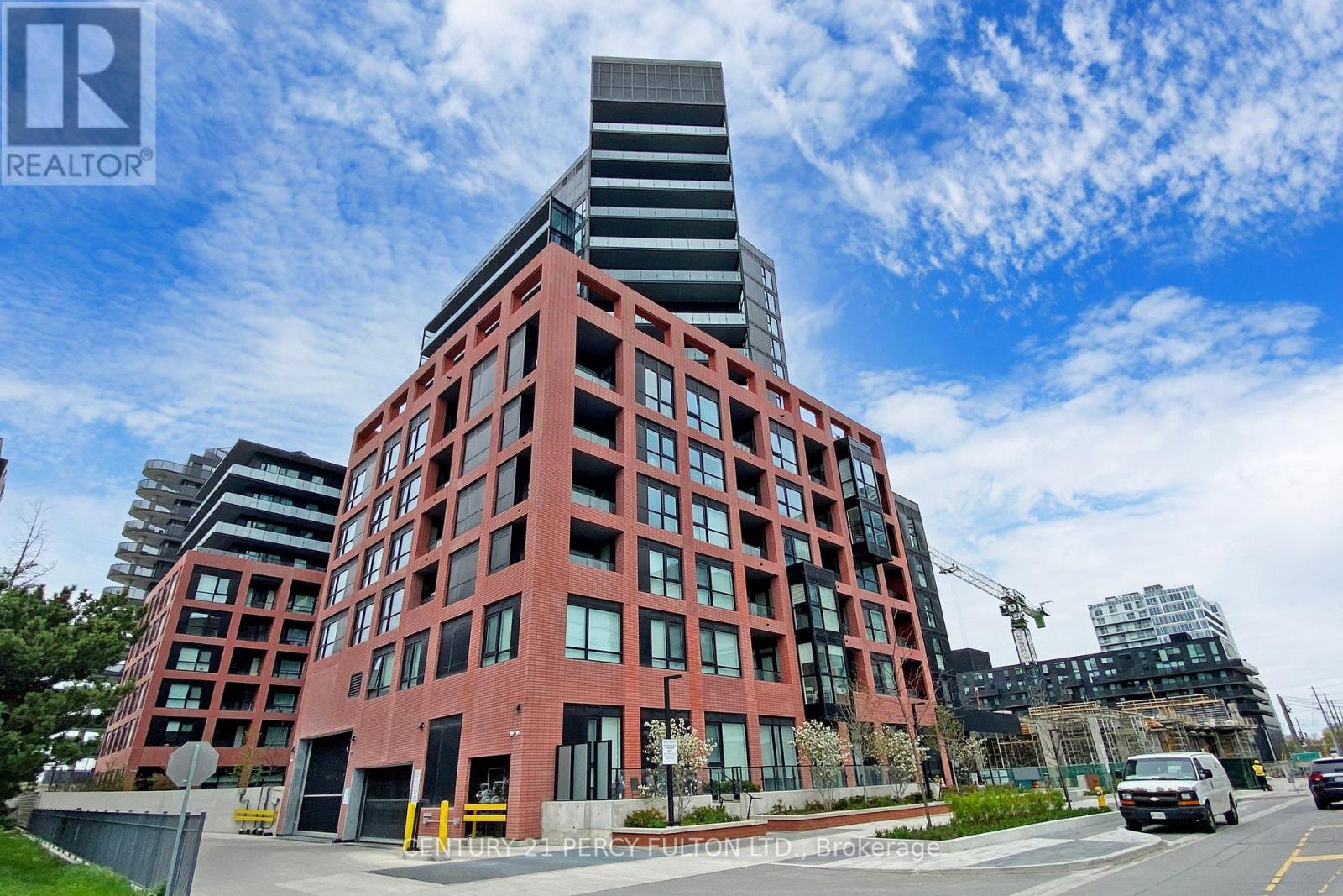 1305 8 Tippett Rd, Toronto, ON M3H 0E7