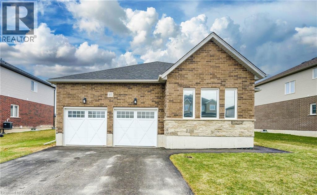 115 Maple St, Mapleton, ON N0G 1P0