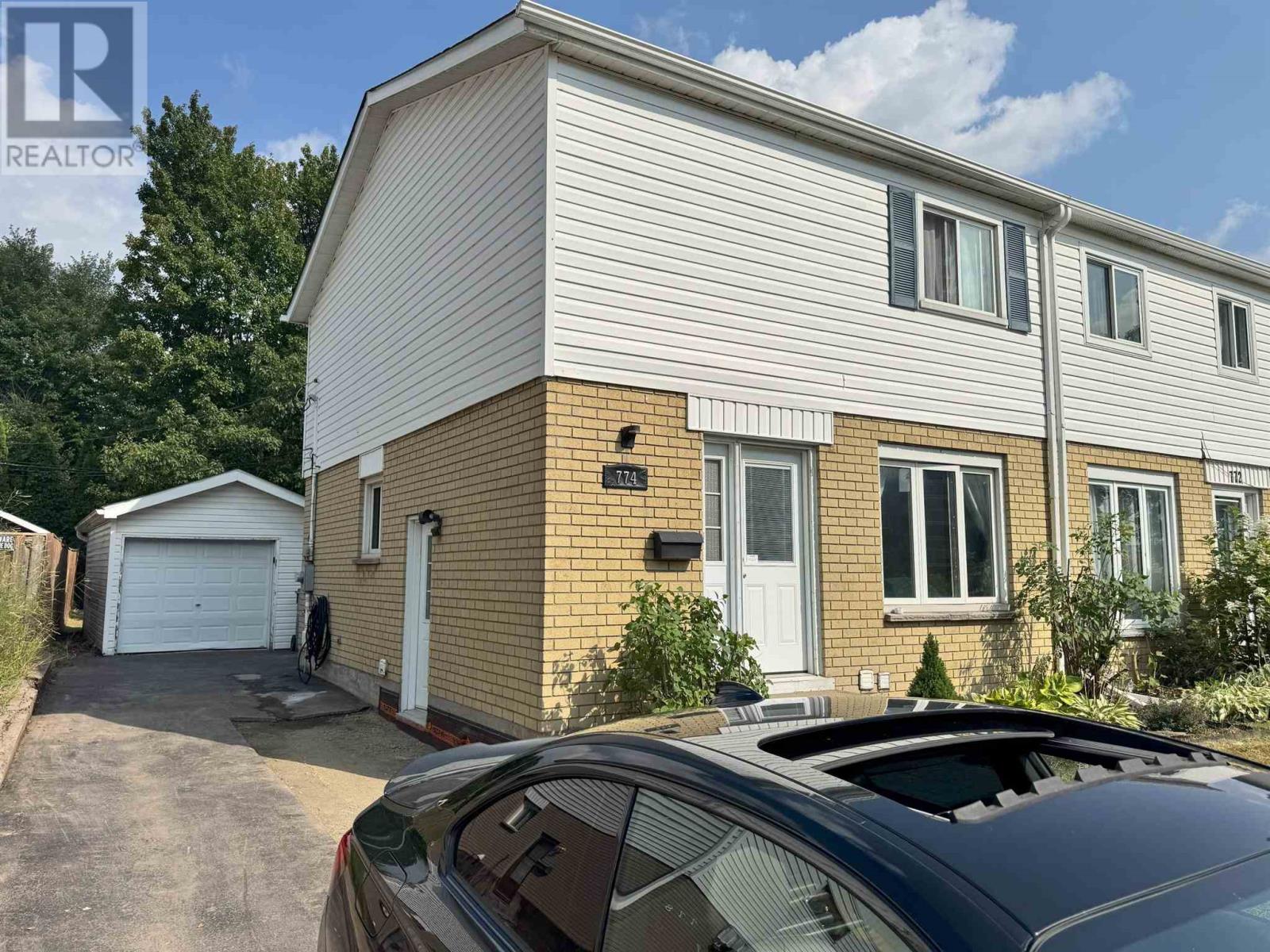 774 Pine St, Sault Ste. Marie, ON P6B 3G1