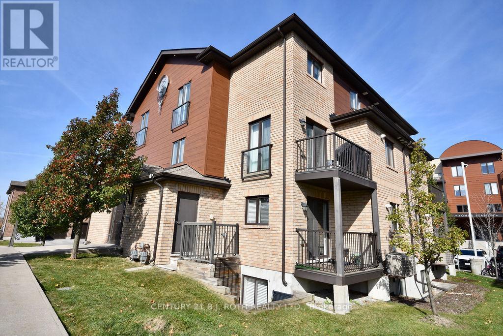 5 25 Madelaine Dr, Barrie, ON L4N 0M3