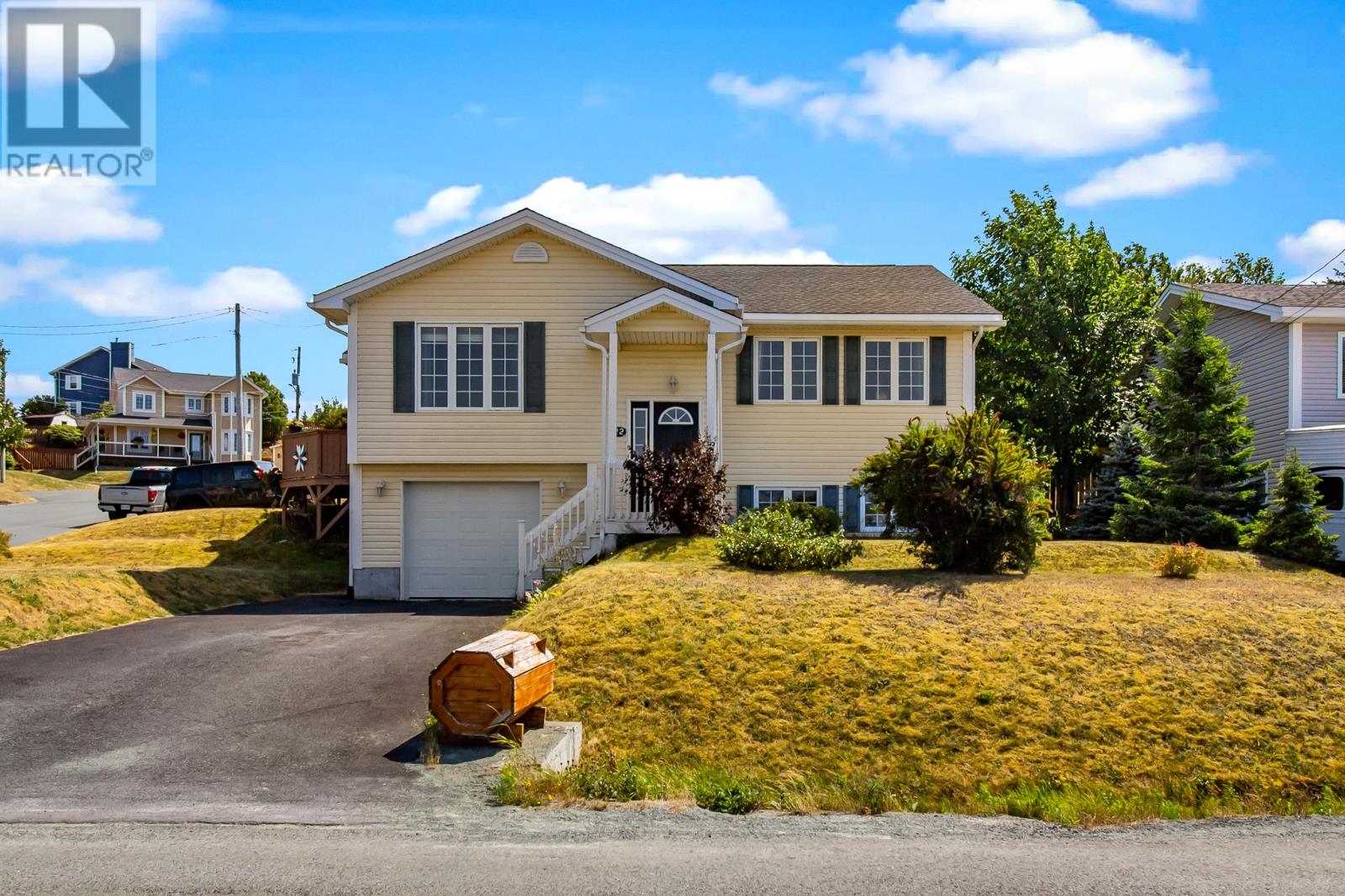 22 Motion Ln, Torbay, NL A1K 1A7