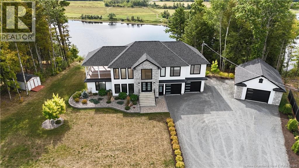 230 Crocks Point Rd, Keswick Ridge, NB E6L 1T7