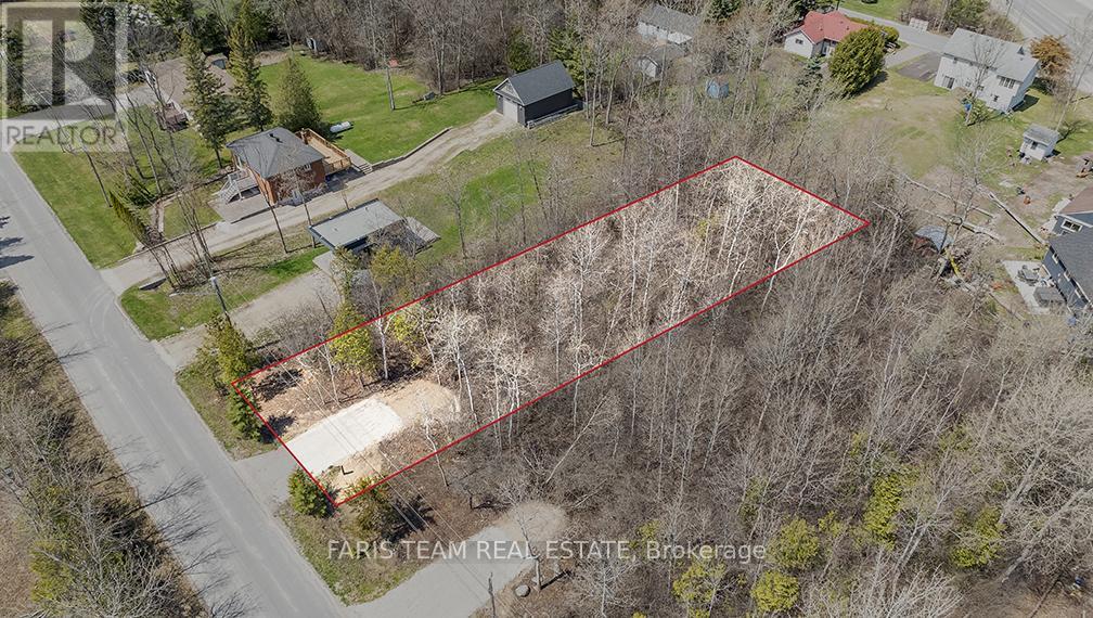 27 Braeside St, Collingwood, ON L9Y 0X2