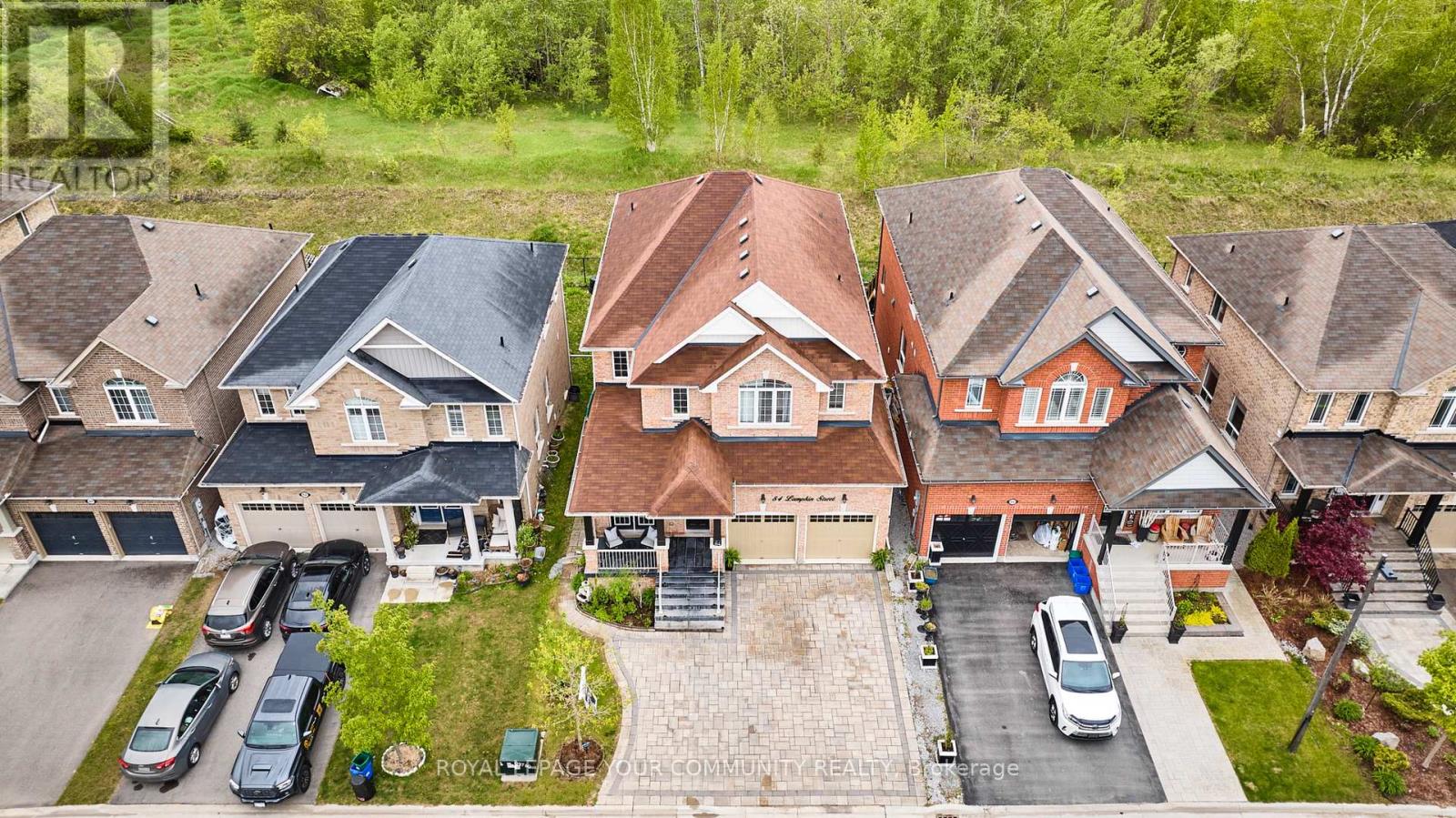 84 Lampkin St, Georgina, ON L0E 1R0