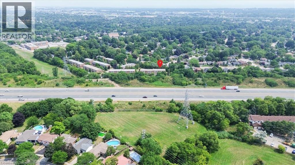 1548 Westminster Pl, Burlington, ON L7P 2B5